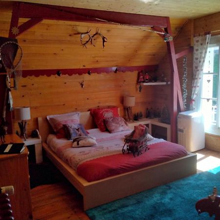 Bed and Breakfast O tour du monde à Cellettes  Extérieur photo