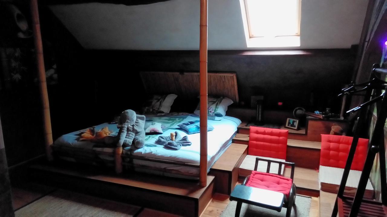 Bed and Breakfast O tour du monde à Cellettes  Extérieur photo